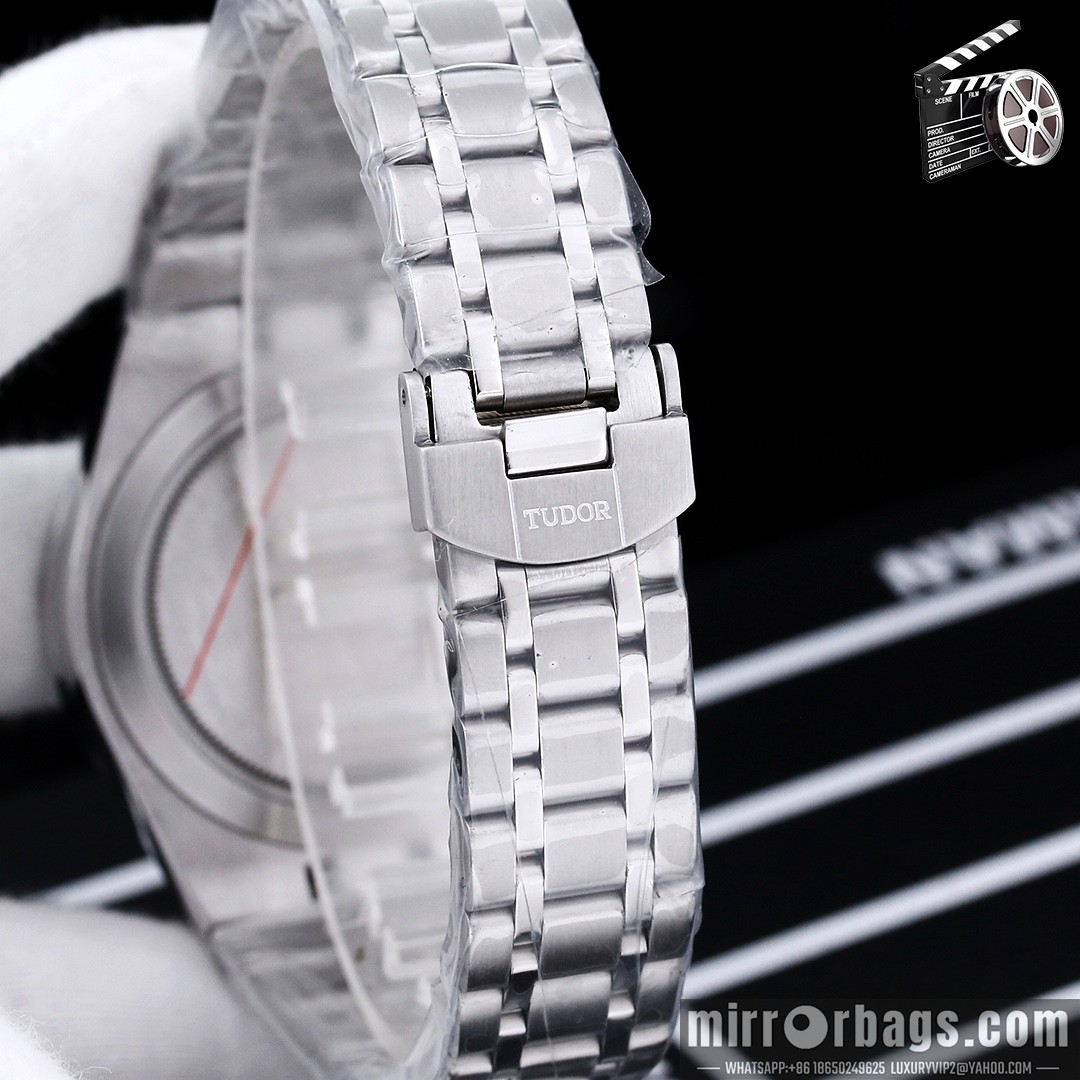 Replica Tudor 45X12mm 100501 Watch