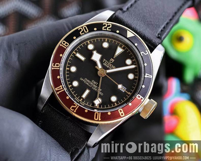 Replica Tudor 42mm 112915 Watch