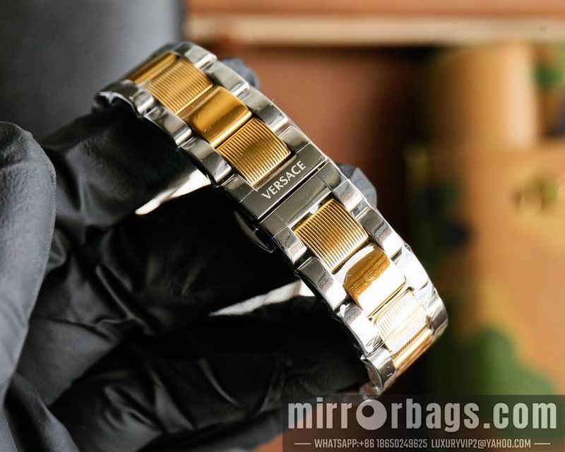 Replica Versace woman watch 122823 Watch