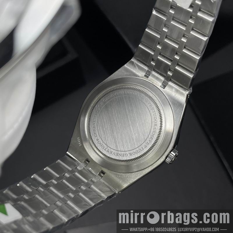 Replica Tudor 41mm 072431 Watch