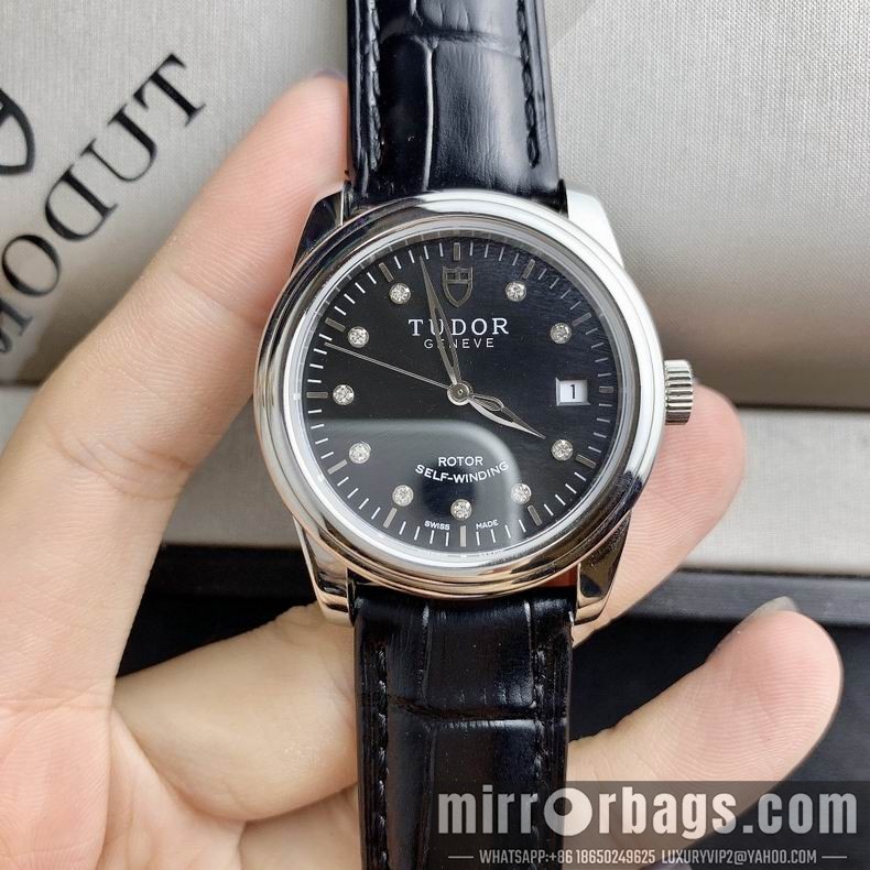 Replica Tudor watch 36mm M40 Watch
