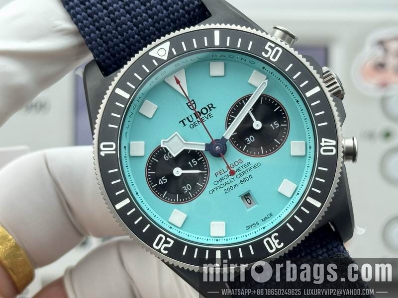Replica Tudor 43mm 010531 Watch