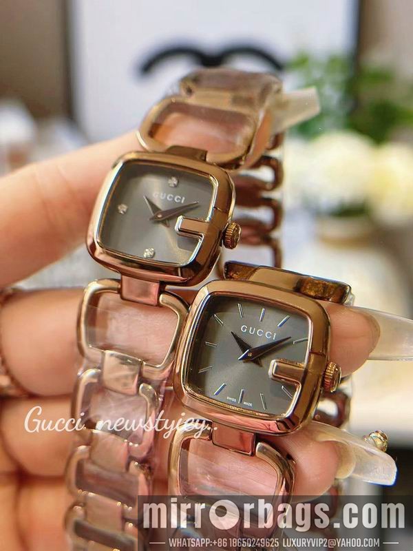 Replica Gucci 24X22.4mm 101433 Watch