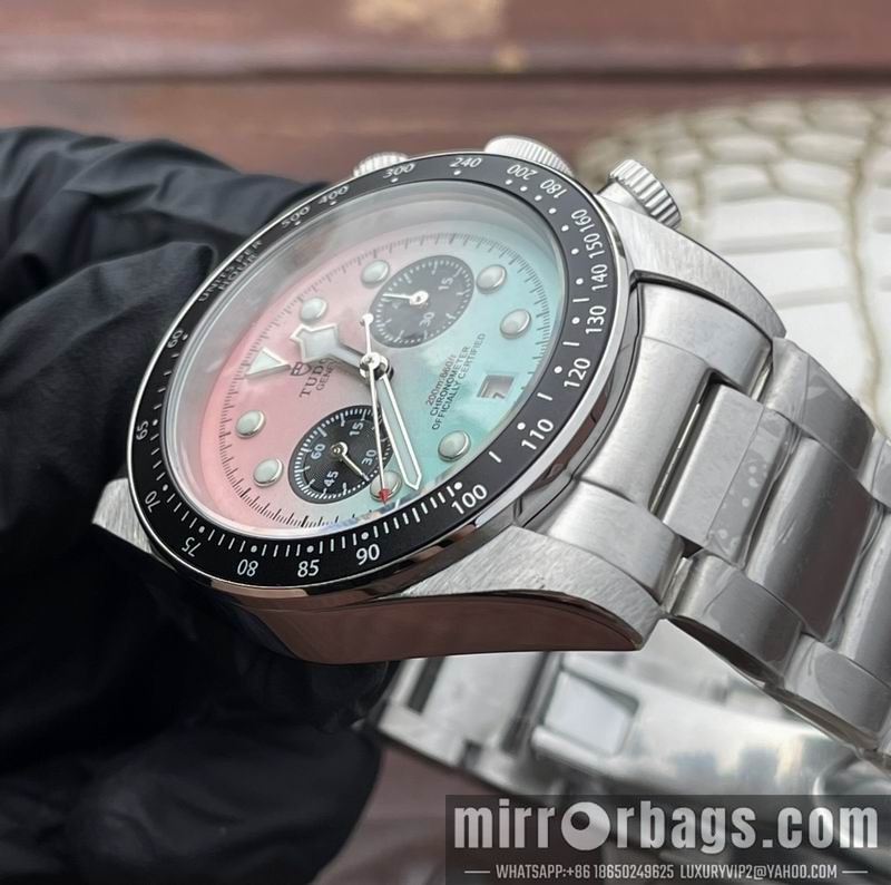 Replica Tudor 42mm 111437 Watch