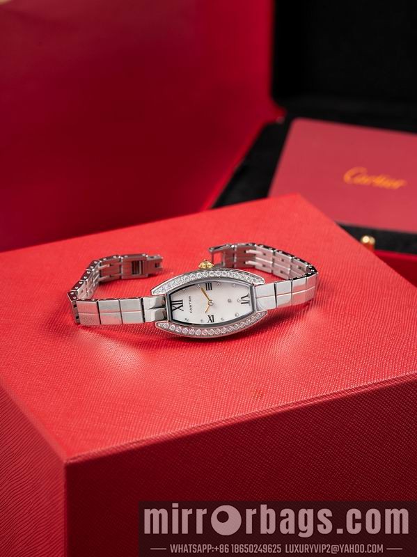 Replica Cartier 23X30mm 040918 Watch