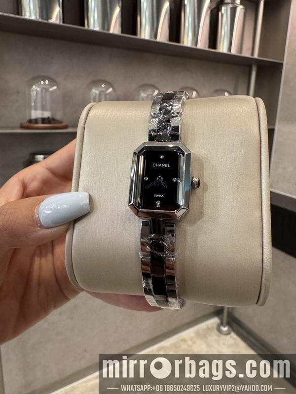 Replica Chanel 21X26mm 101440 Watch