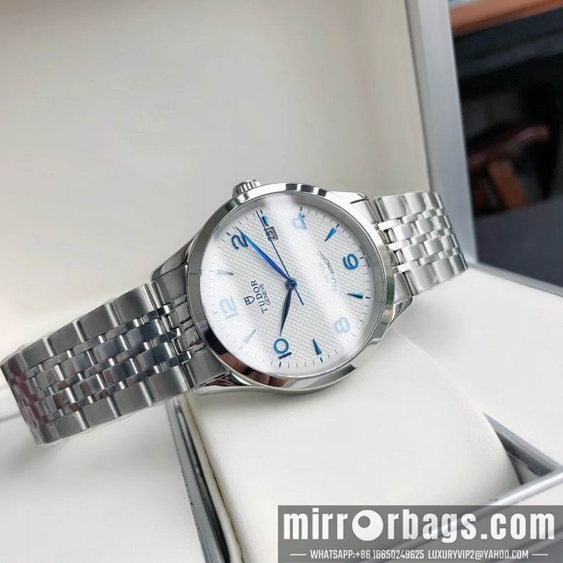 Replica Tudor men watch 110401 Watch