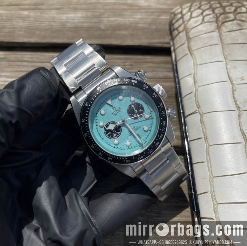 Replica Tudor 42mm 111428 Watch