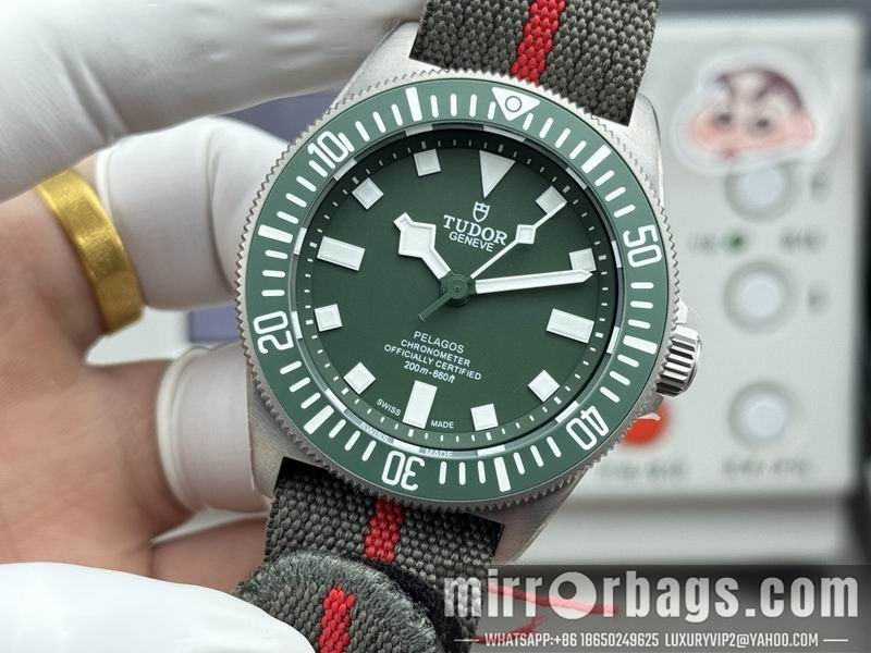 Replica Tudor 42mm 040911 Watch