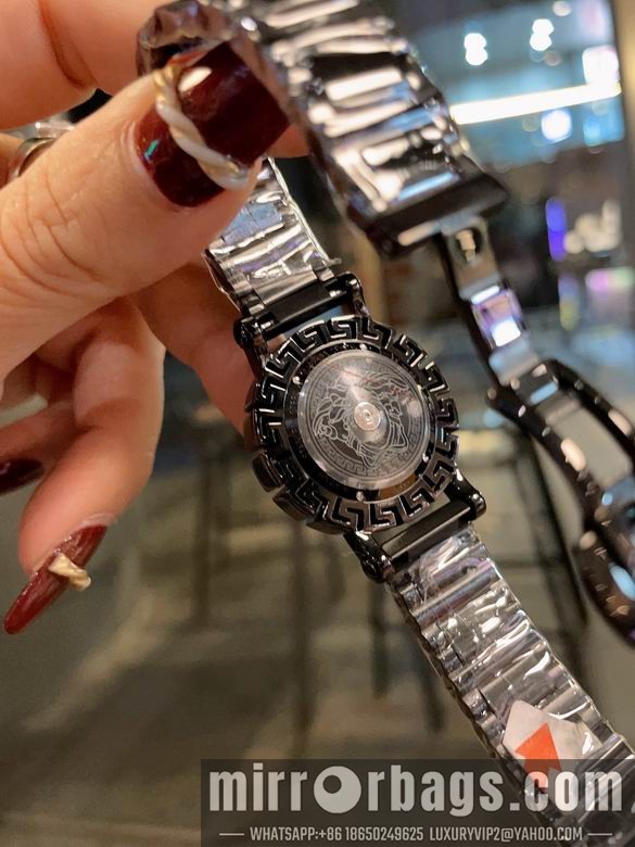 Replica Versace 30mm 12nbz24 Watch