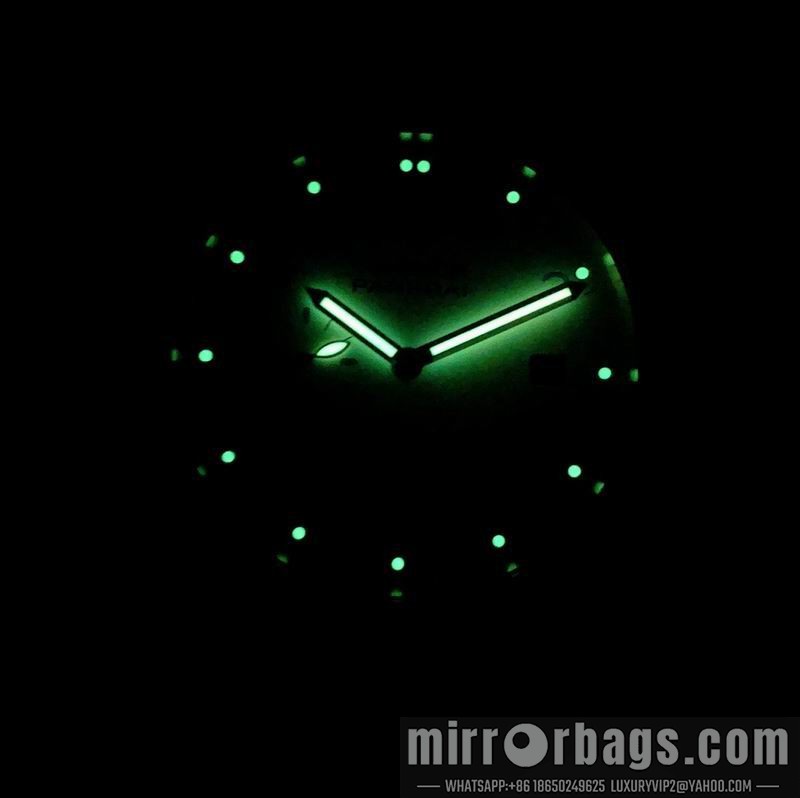 Replica Panerai 44mm 090450 Watch
