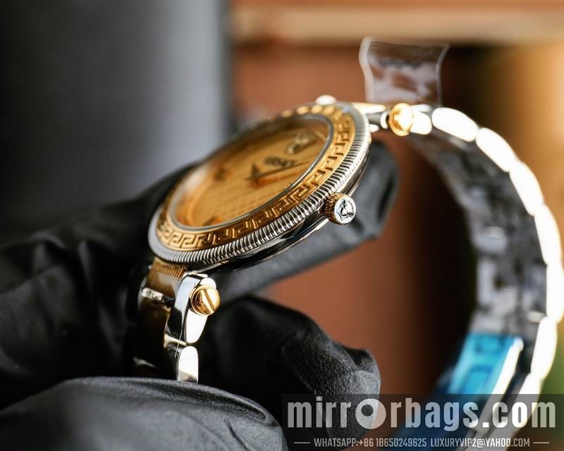Replica Versace woman watch 122823 Watch