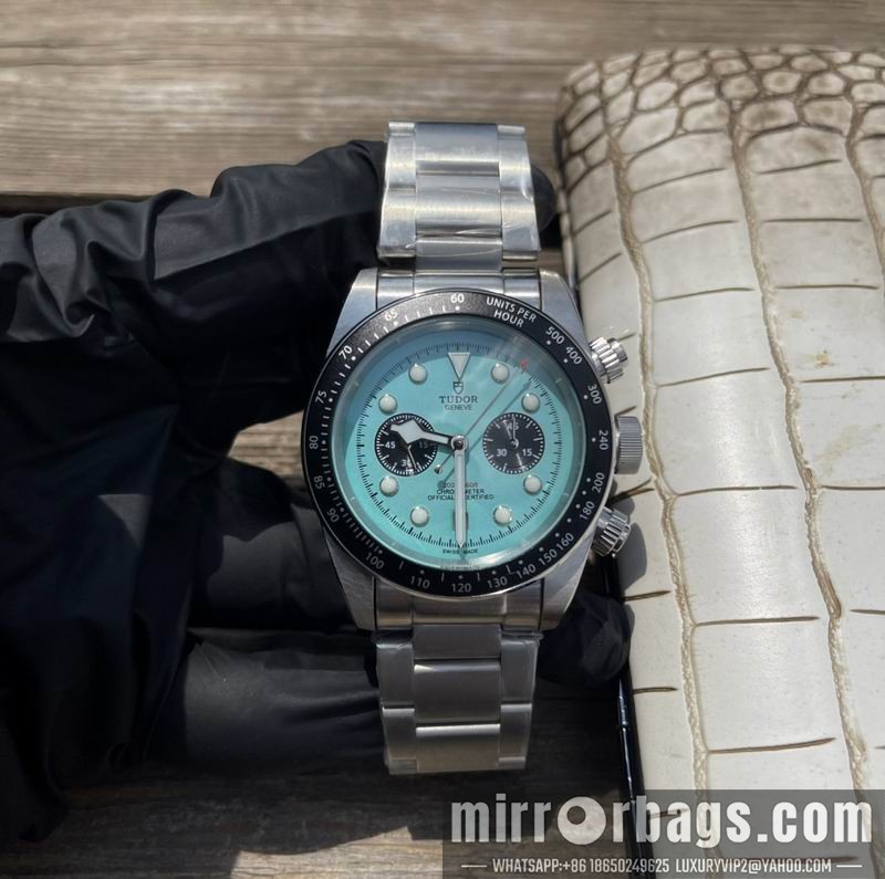 Replica Tudor 42mm 111428 Watch