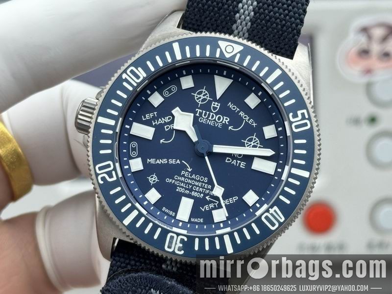 Replica Tudor 42mm 040910 Watch