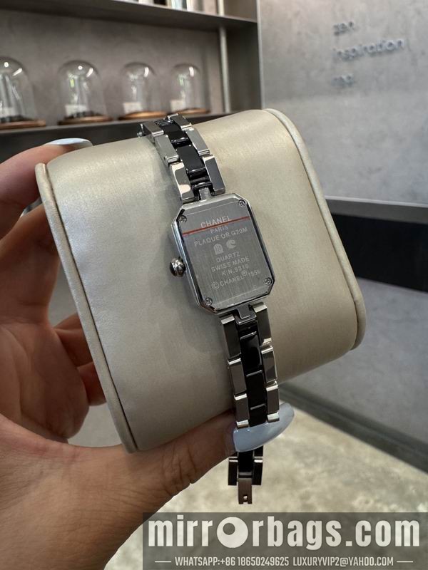 Replica Chanel 21X26mm 101440 Watch