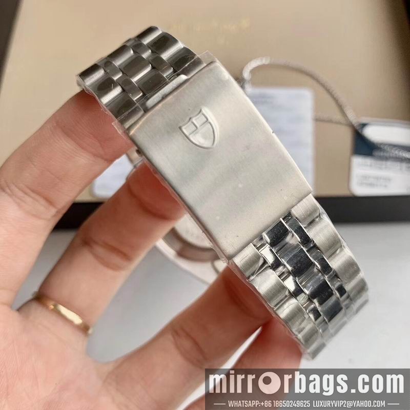 Replica Tudor watch 072436 Watch