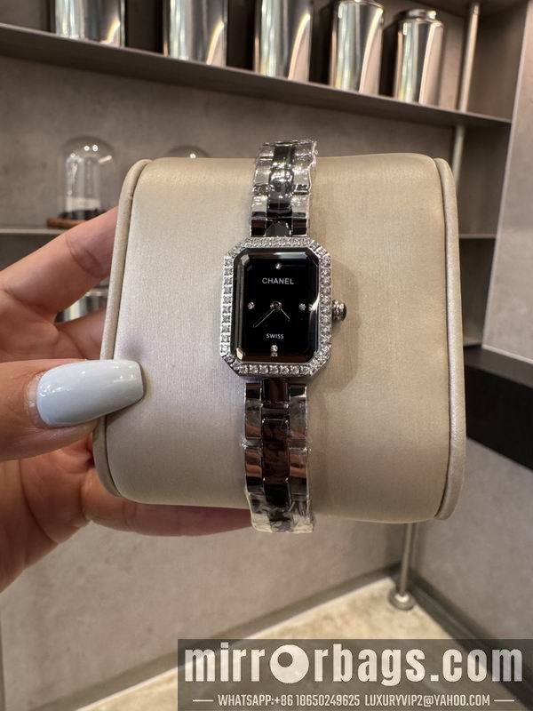 Replica Chanel 21X26mm 101440 Watch