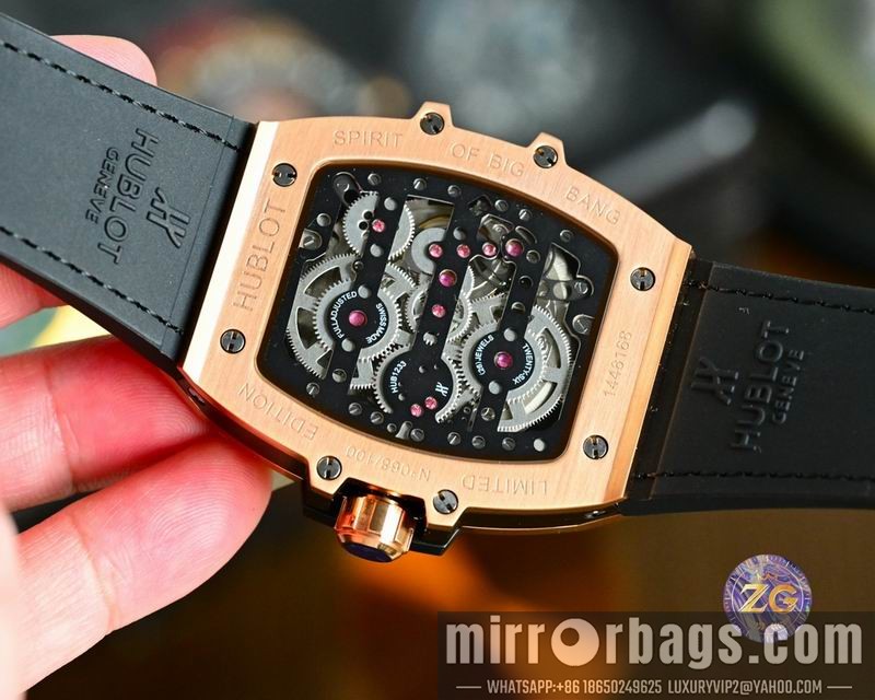 Replica Hublot 47X52mm 080676 Watch