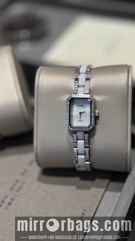 Replica Chanel 21X26mm 101440 Watch