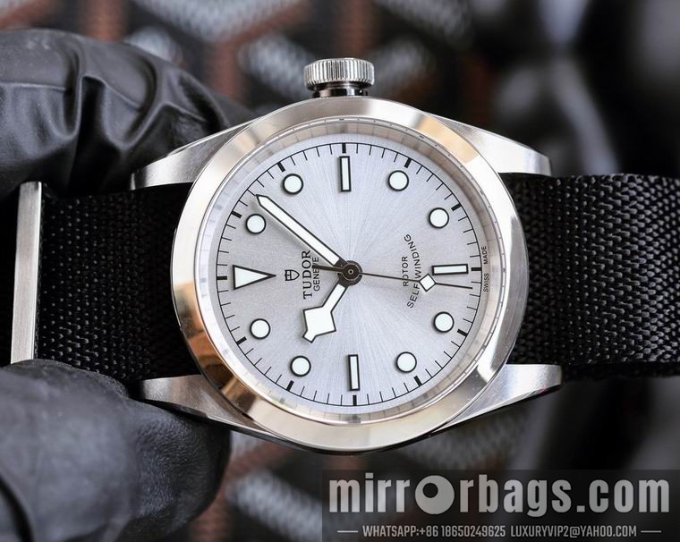 Replica Tudor men 41mm M04 Watch