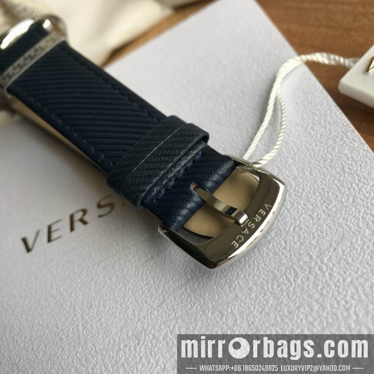 Replica Versace men 42mm M04 Watch