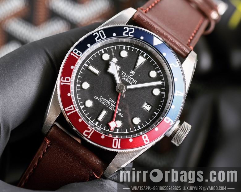 Replica Tudor men 42mm M12 Watch