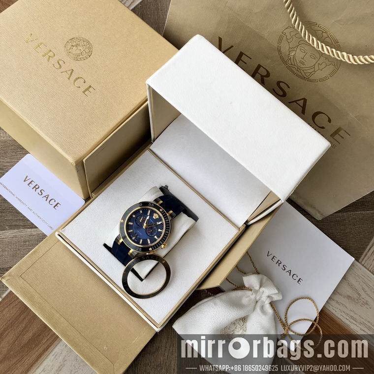 Replica Versace men 44mm M05 Watch