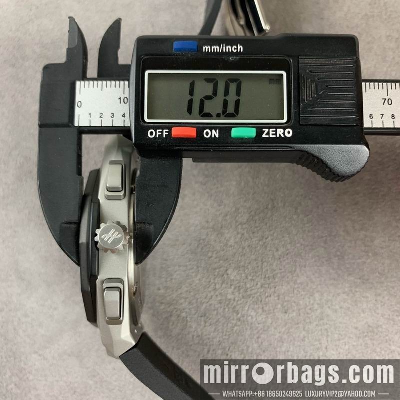 Replica Hublot 45.5mm 080707 Watch