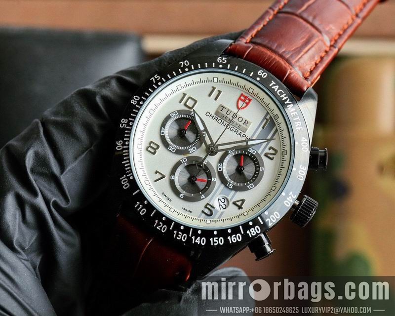 Replica Tudor 42mm 031943 Watch