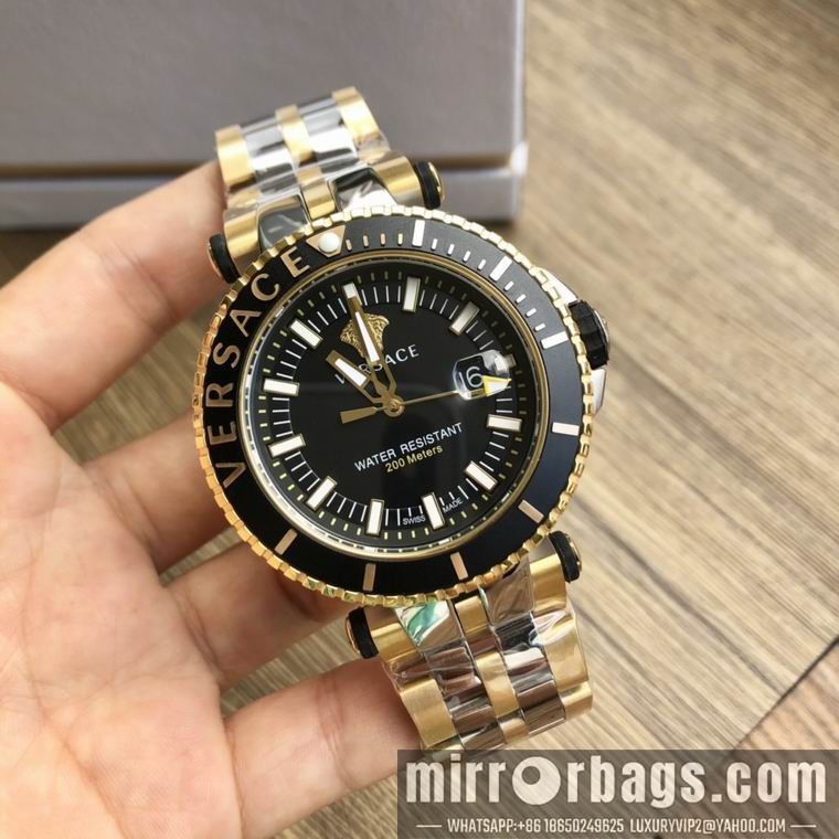 Replica Versace men 46mm M03 Watch