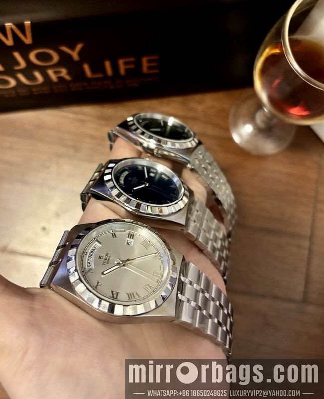 Replica Tudor 41mm 072440 Watch