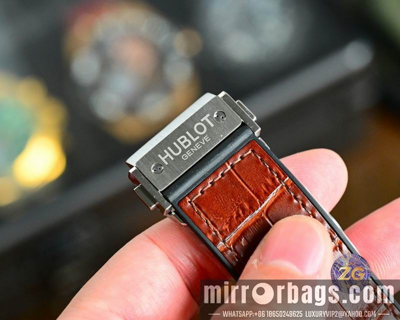 Replica Hublot 47X52mm 080676 Watch