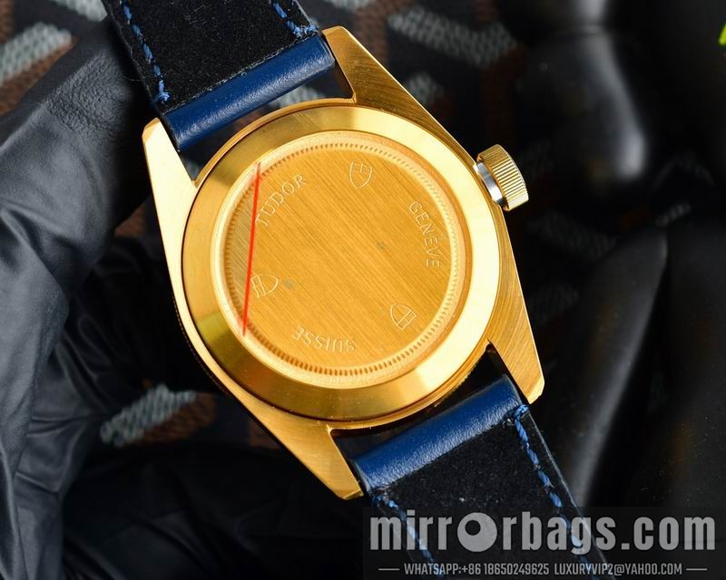 Replica Tudor 42mm 050725 Watch