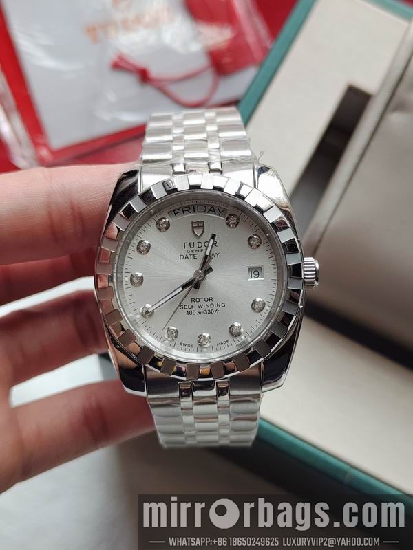 Replica Tudor watch 072433 Watch
