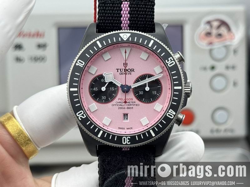 Replica Tudor 43mm 010531 Watch