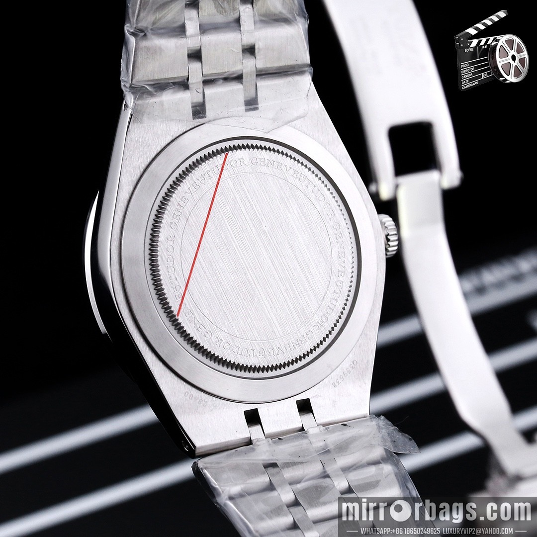 Replica Tudor 45X12mm 100501 Watch
