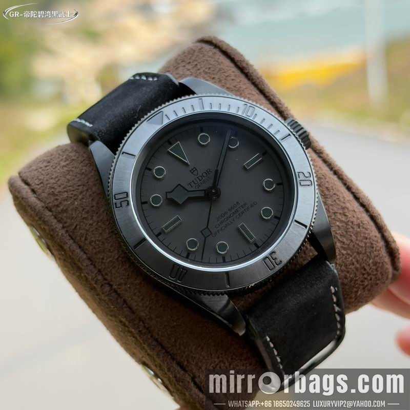 Replica Tudor 41mm 041604 Watch