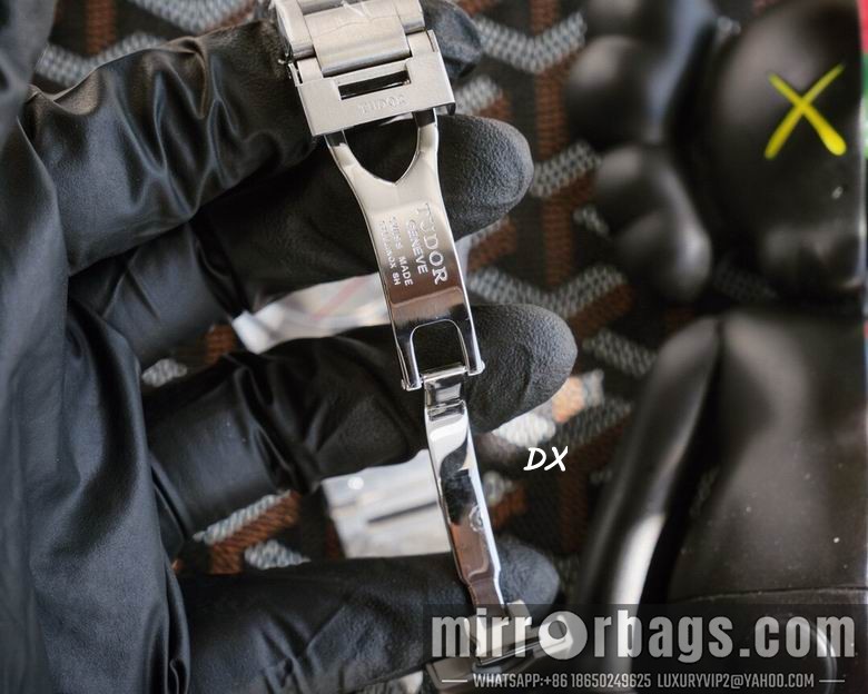Replica Tudor 42mm 2nms51 Watch