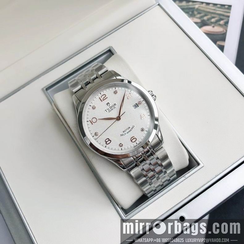 Replica Tudor men watch 110402 Watch