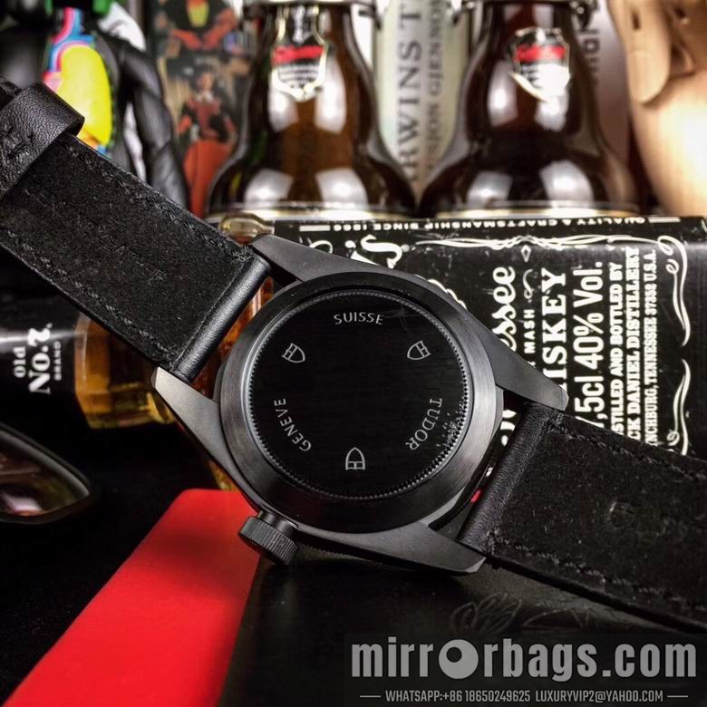 Replica Tudor 42mm 9nbz49 Watch