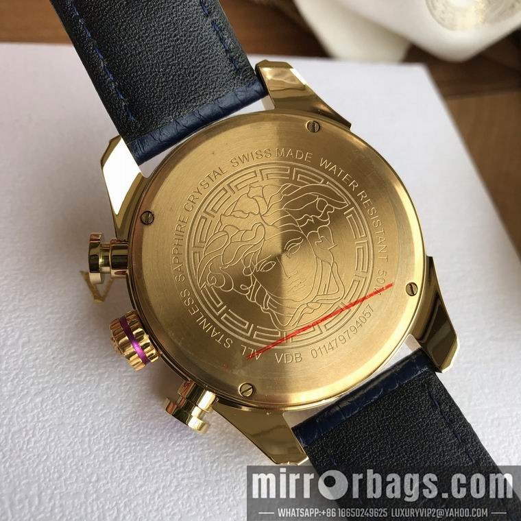 Replica Versace men 43mm M02 Watch