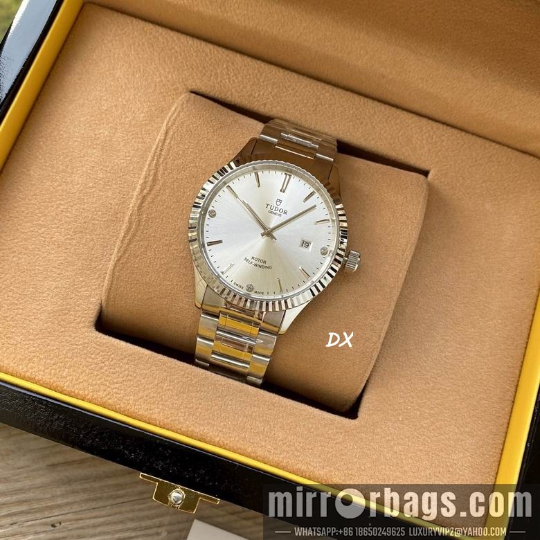 Replica Tudor 2nms57 Watch