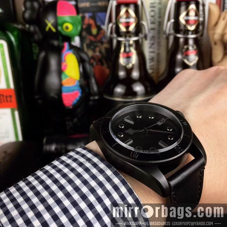 Replica Tudor 42mm 9nbz49 Watch