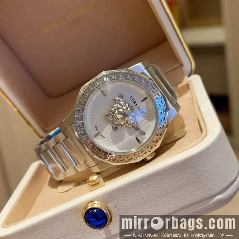 Replica Versace 38mm 022322 Watch