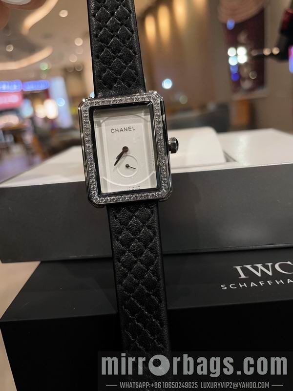 Replica Chanel 27X34mm 052304 Watch