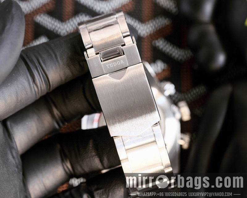 Replica Tudor 42mm 081723 Watch
