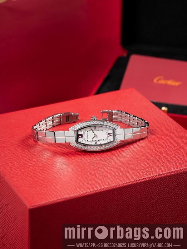Replica Cartier 23X30mm 040918 Watch