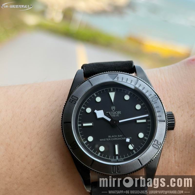 Replica Tudor 41mm 041605 Watch