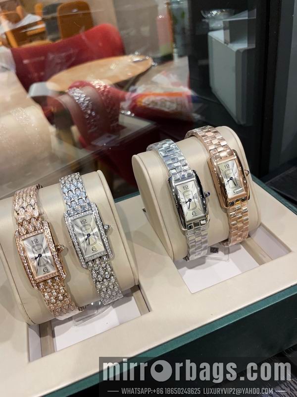 Replica Cartier 19X35mm 052324 Watch
