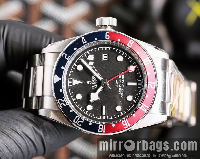 Replica Tudor men 42mm M12 Watch